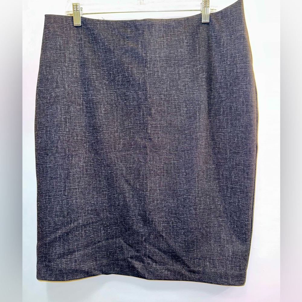 Le Chateau Charcoal Pencil Skirt